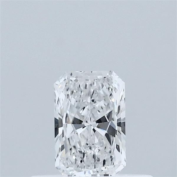 0.34 ct lab-grown Radiant Diamond