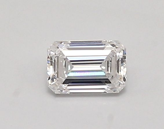 0.49 ct lab-grown Emerald Diamond