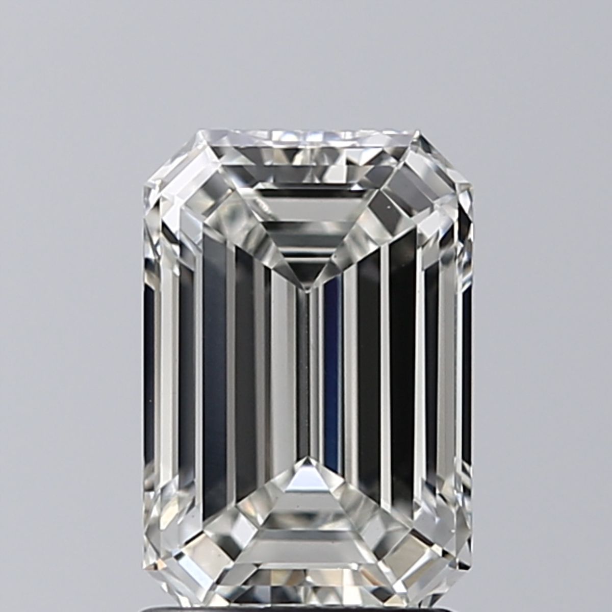 1.71 ct Emerald diamond
