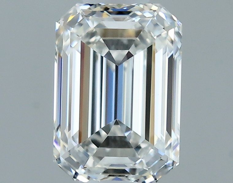 0.40 ct Emerald diamond