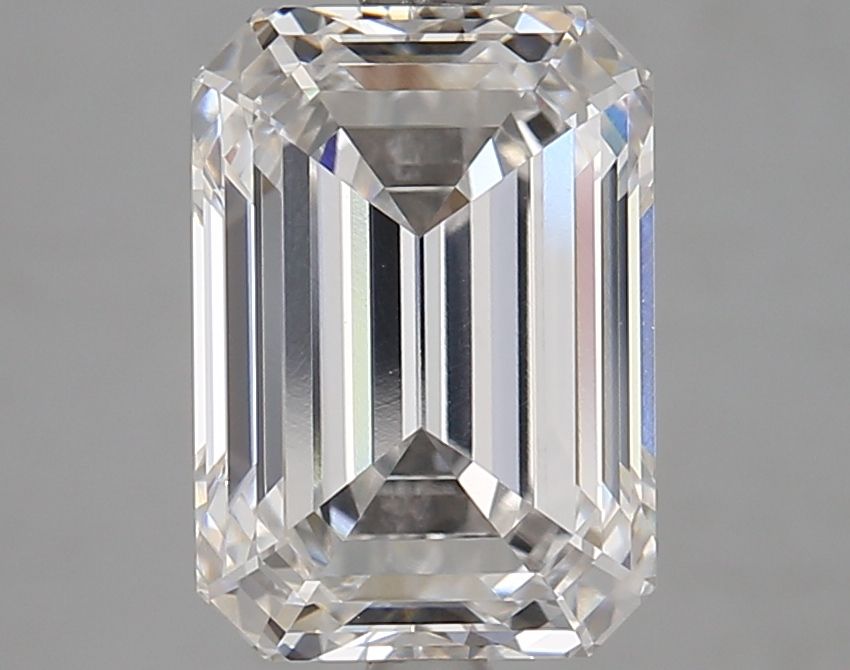 4.05 ct. emerald Lab Grown Diamond front image