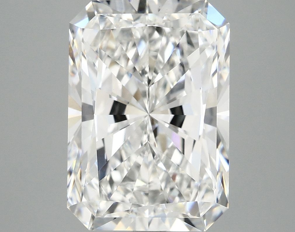 4.53 ct. radiant Lab Grown Diamond front image