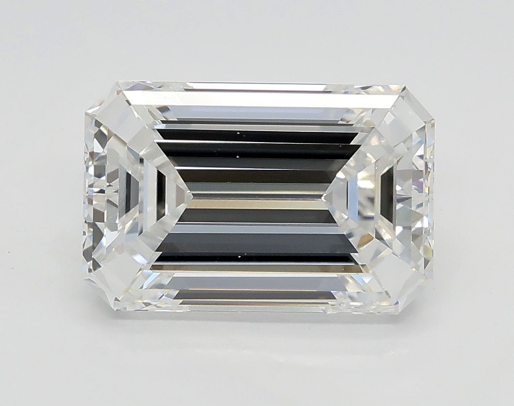2.51 ct. emerald Lab Grown Diamond front image