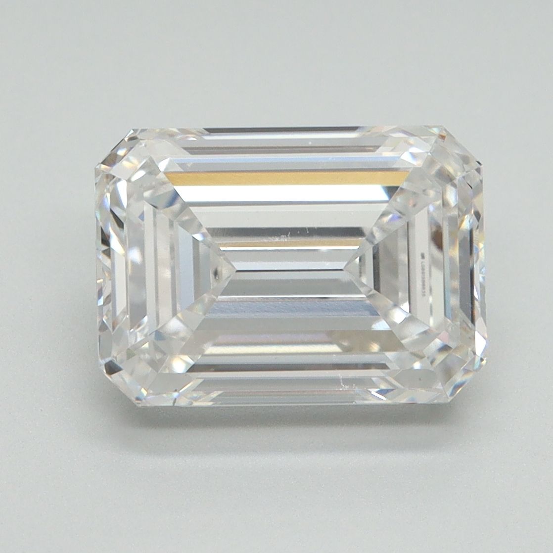 4.07 ct. emerald Lab Grown Diamond front image