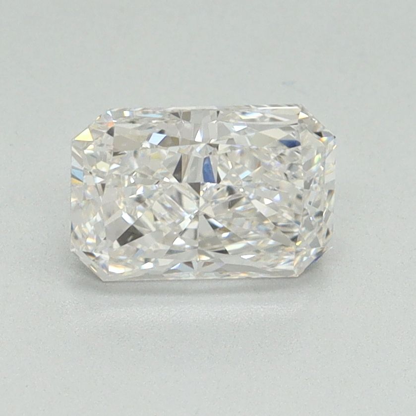 1.07 ct Radiant diamond