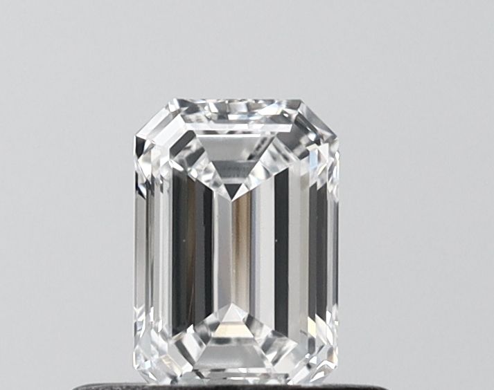 0.50 ct. emerald Lab Grown Diamond front image