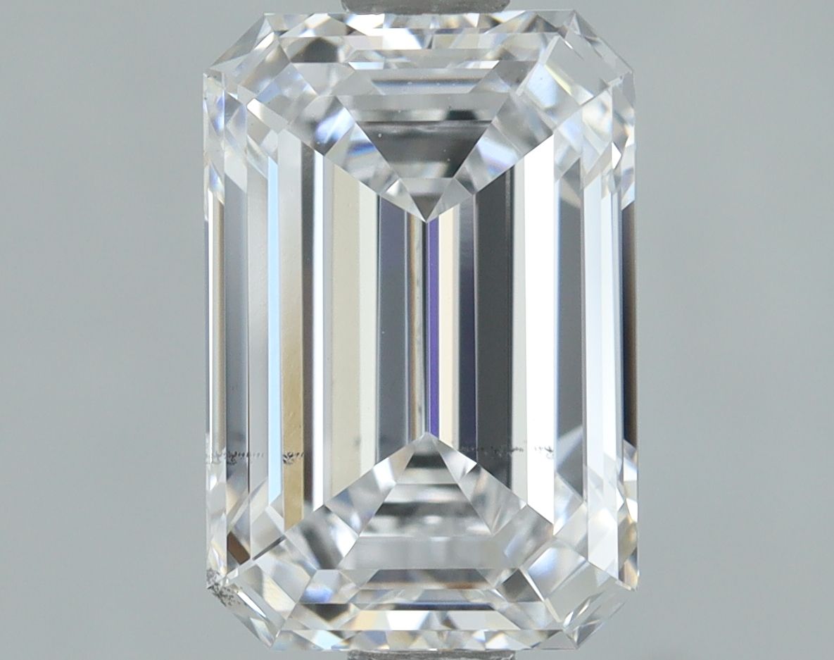 1.50 ct. emerald Lab Grown Diamond front image