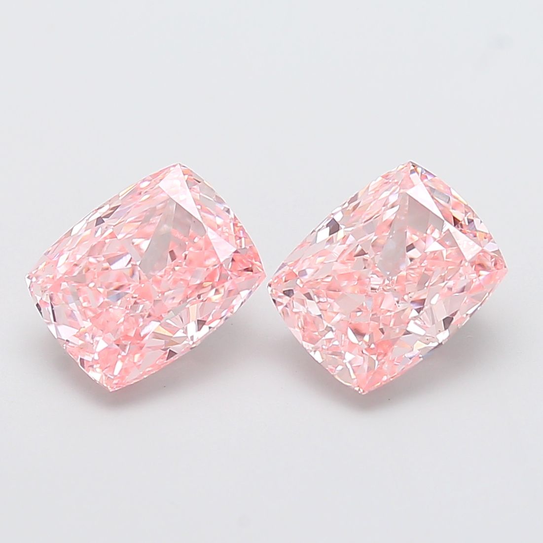 3.20 ct Cushion Modified diamond
