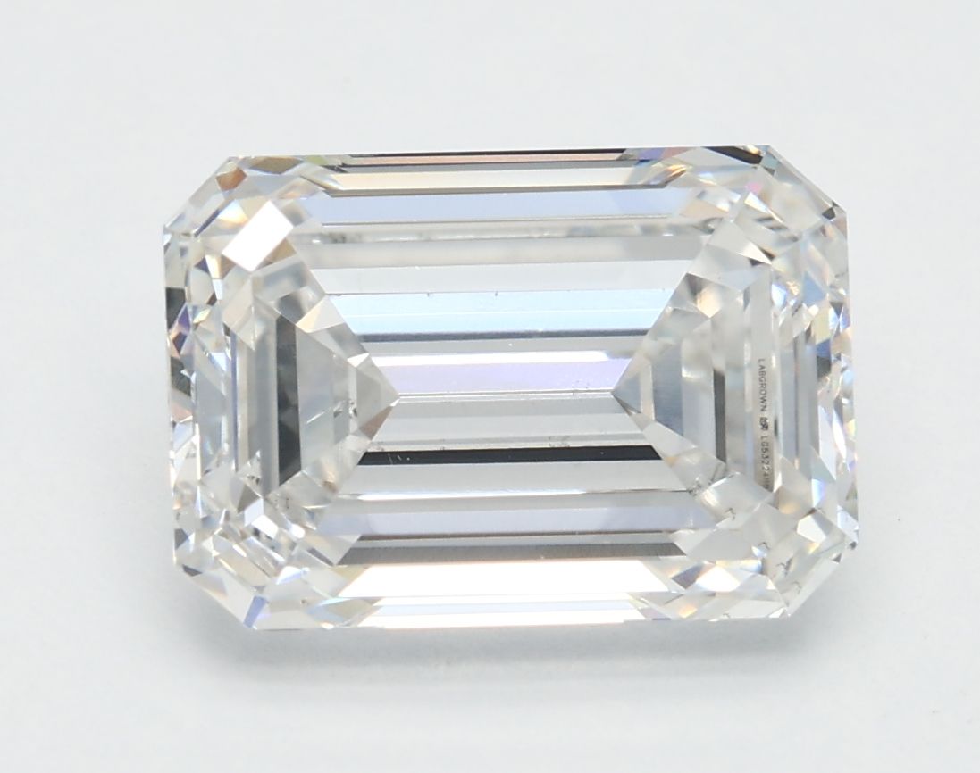 3.20 ct. emerald Lab Grown Diamond front image