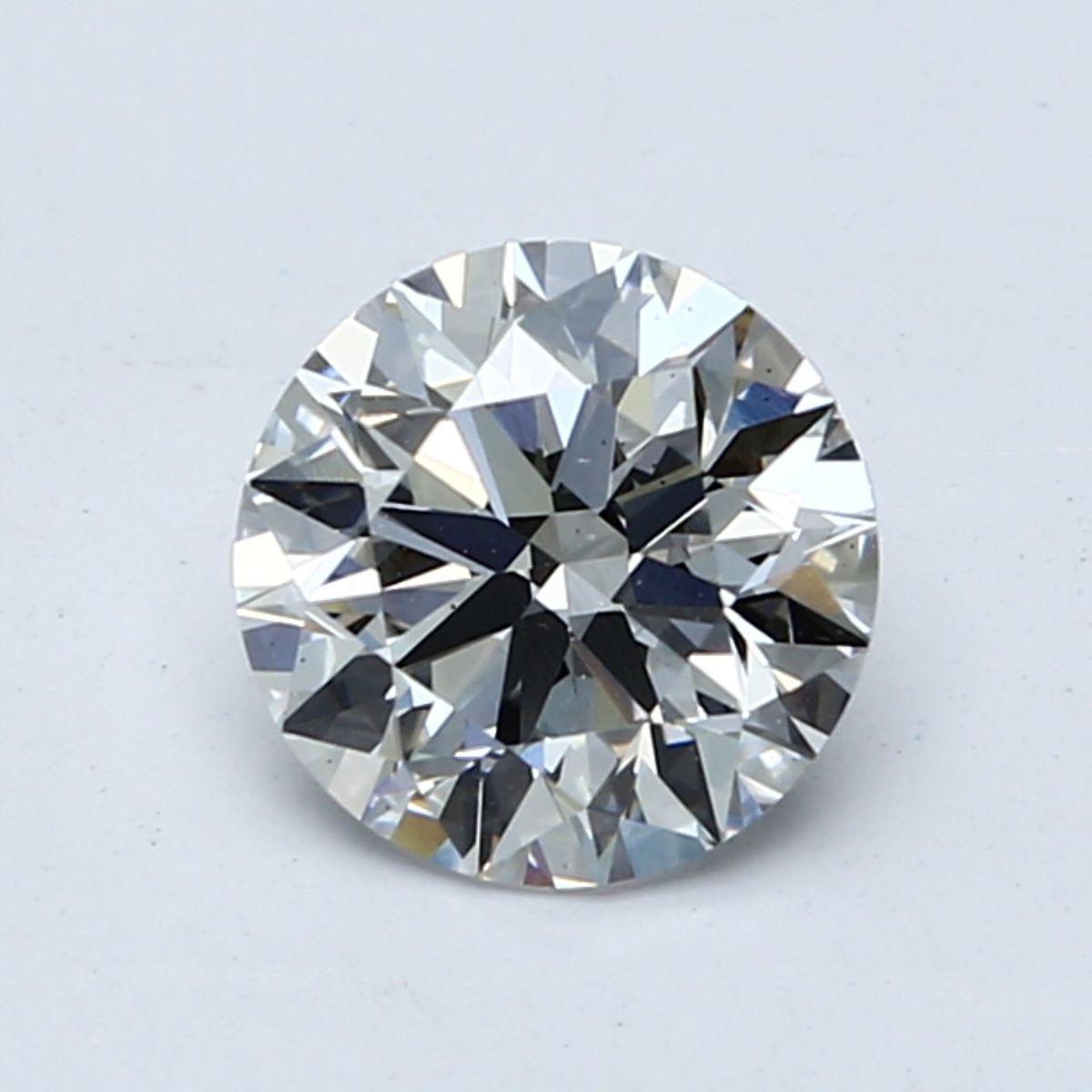 2.01 ct lab-grown Round Diamond