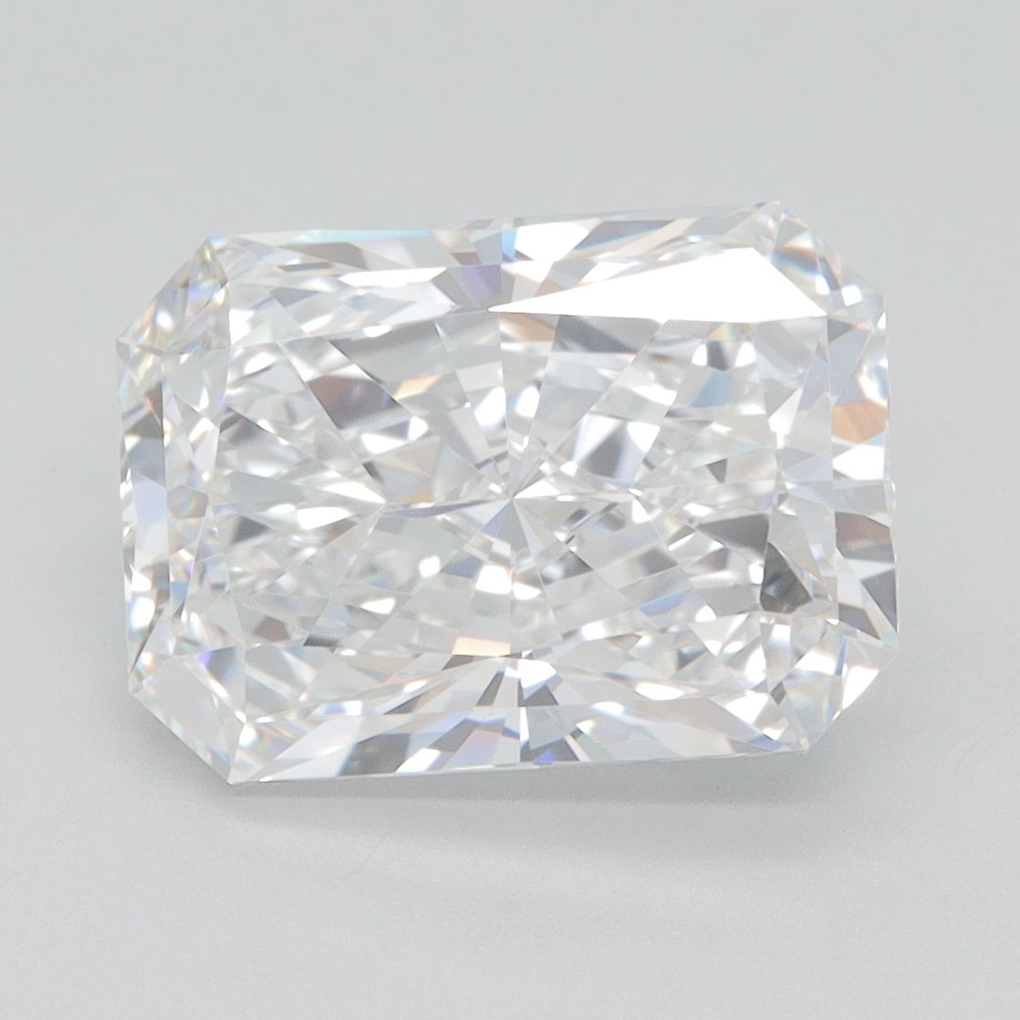 4.05 ct. radiant Lab Grown Diamond front image