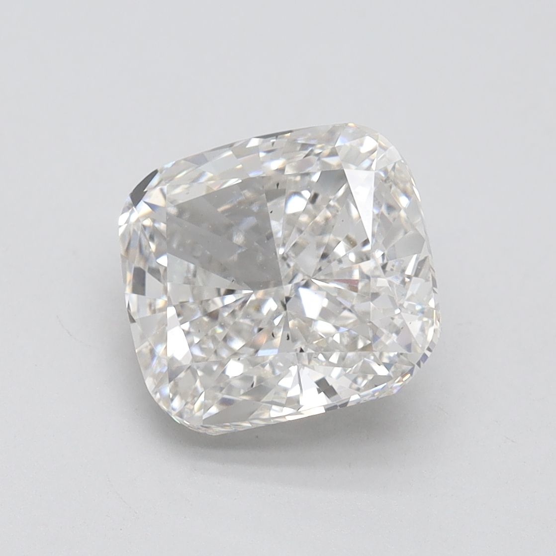 3.02 ct Cushion Brilliant diamond