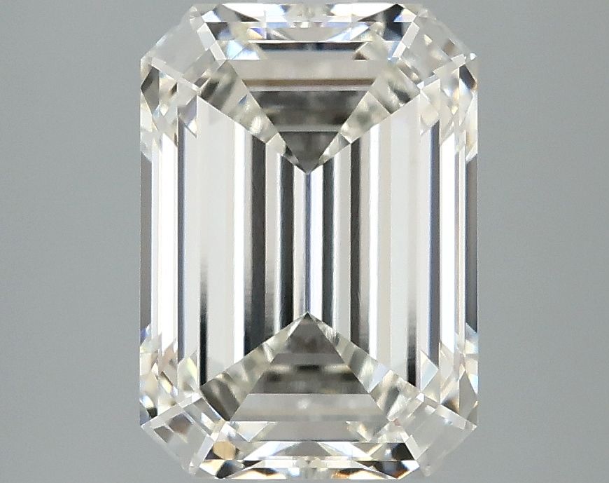 3.08 ct Emerald diamond