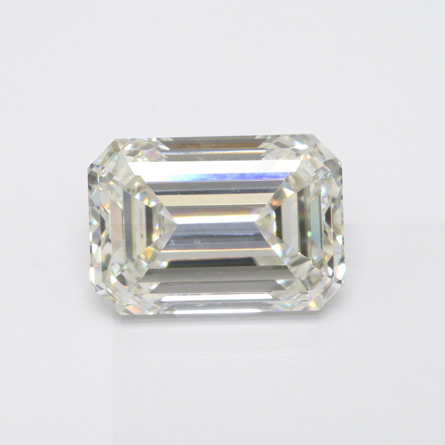 4.05 ct. emerald Lab Grown Diamond front image
