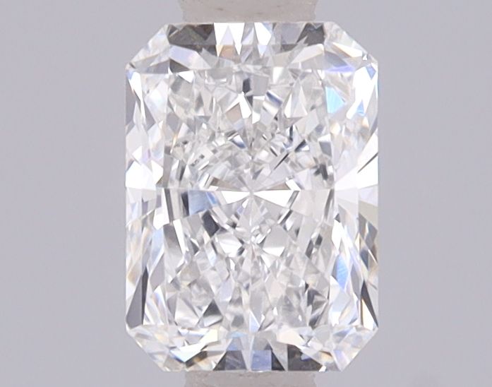 0.75 ct. radiant Lab Grown Diamond front image