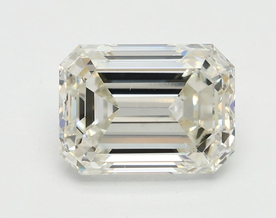 1.73 ct. emerald Lab Grown Diamond front image