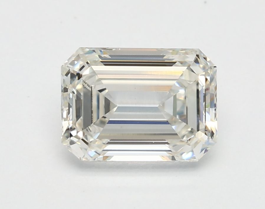 1.06 ct Emerald diamond