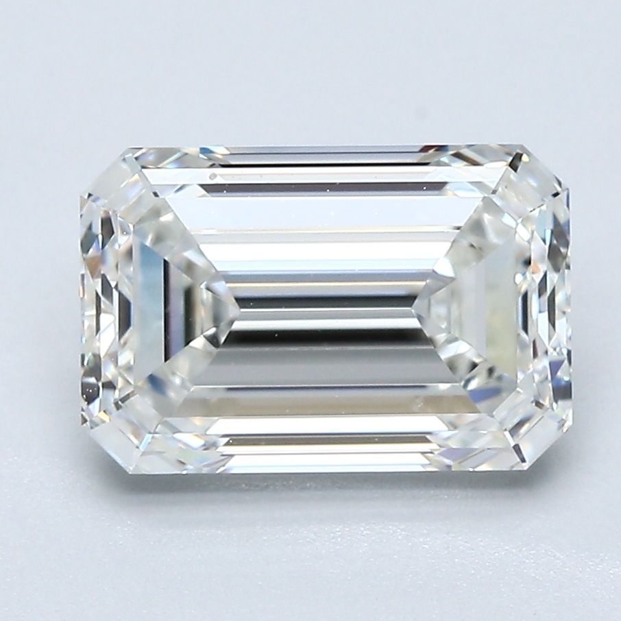 3.04 ct Emerald diamond
