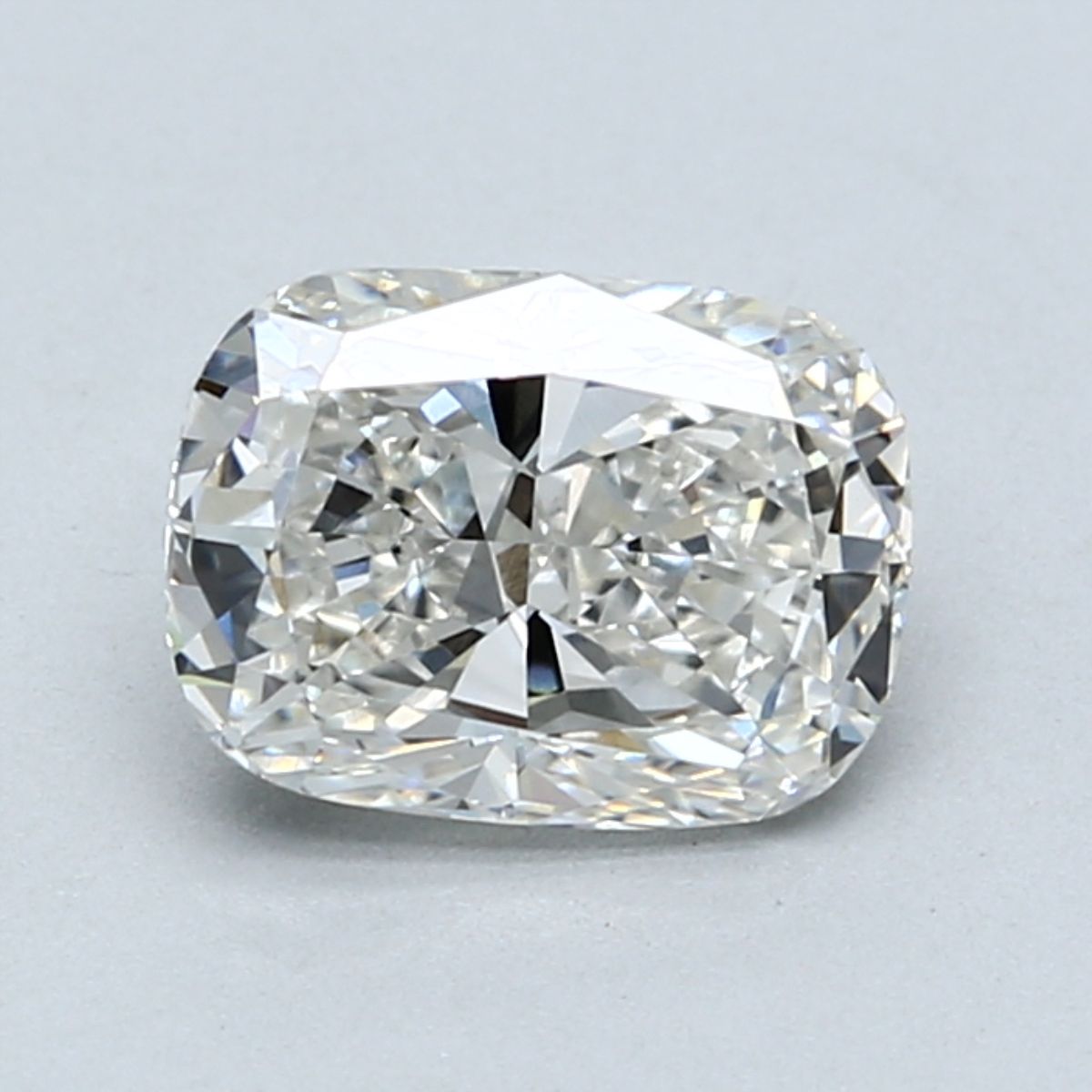 1.56 ct Cushion Brilliant diamond