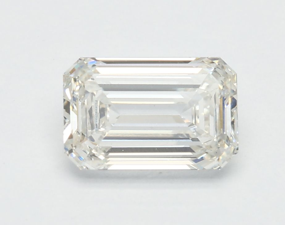 1.07 ct Emerald diamond