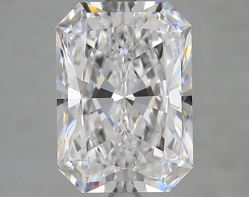 5.39 ct. radiant Lab Grown Diamond front image