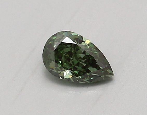 0.36 CT Fancy Vivid Green PEAR