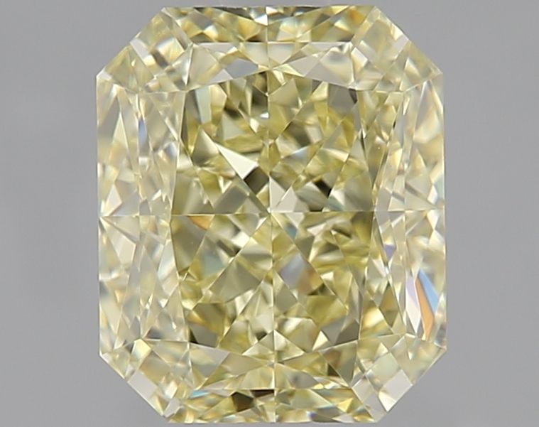 2.37 ct Radiant diamond