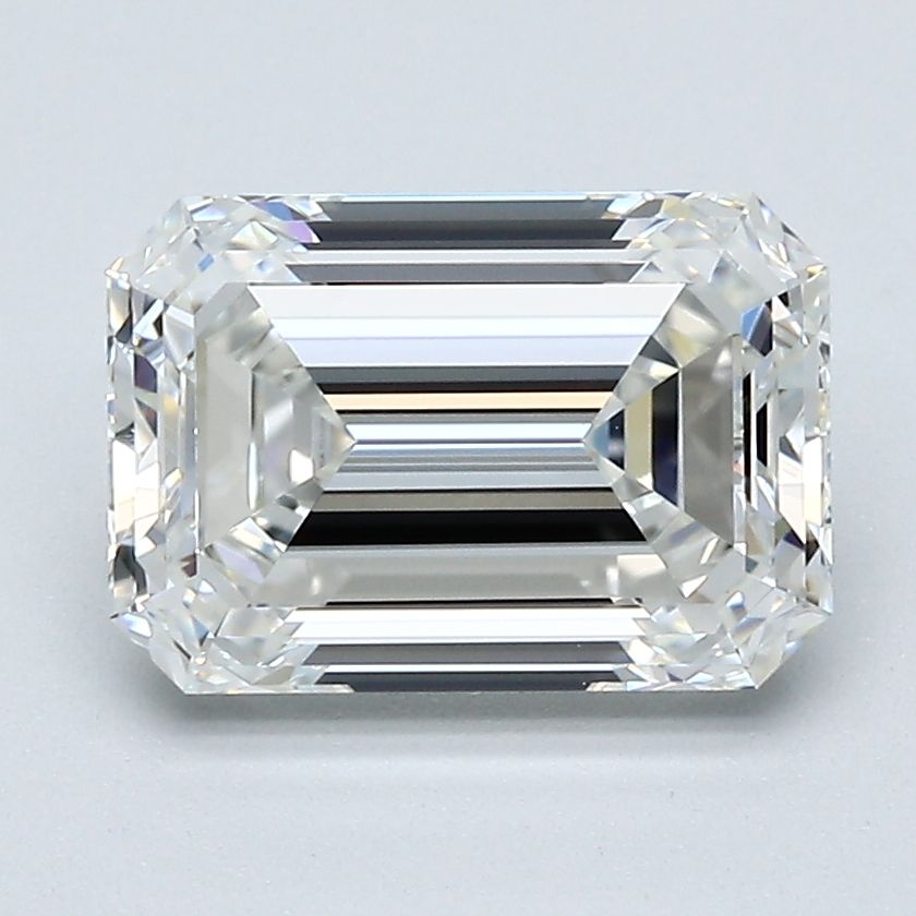 2.55 ct Emerald diamond