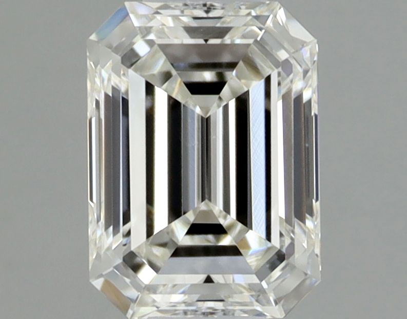 0.38 ct Emerald diamond