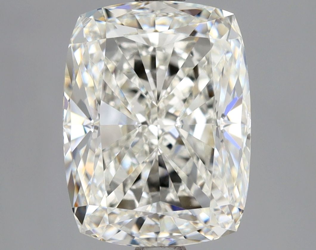 3.03 ct Cushion Brilliant diamond