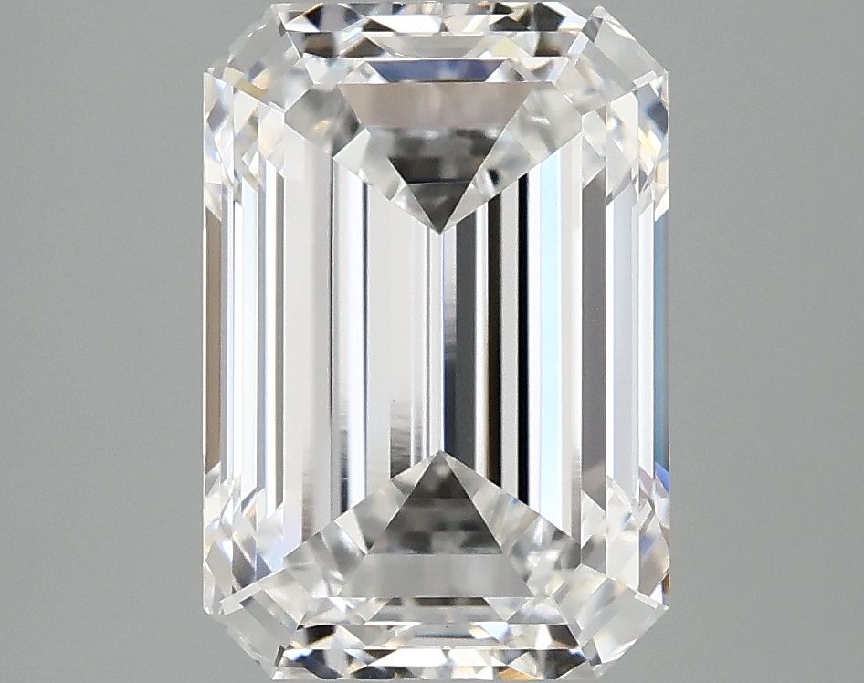 4.07 ct. emerald Lab Grown Diamond front image