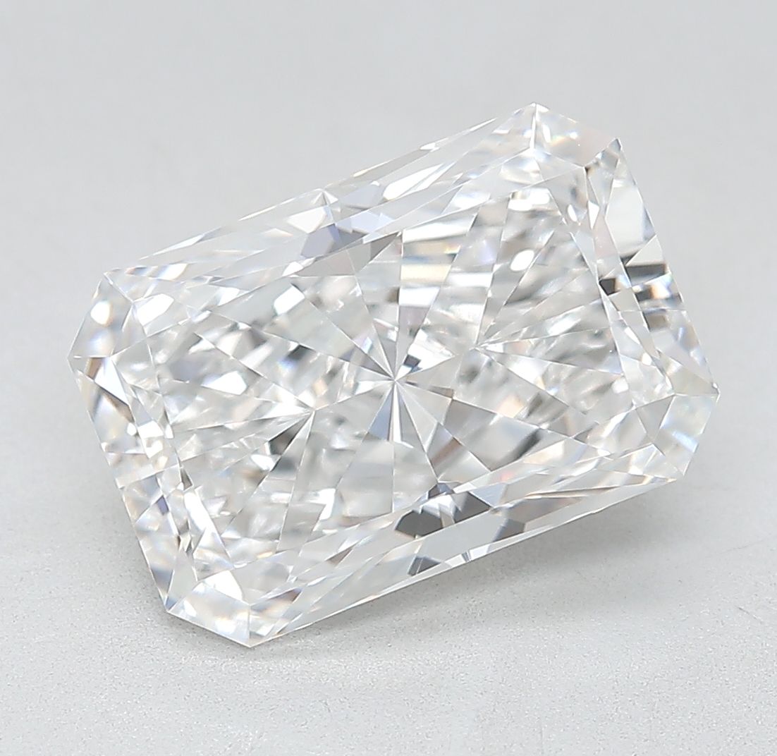 3.90 ct. radiant Lab Grown Diamond front image