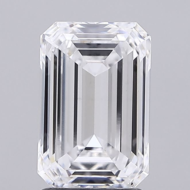 2.50 ct. emerald Lab Grown Diamond front image