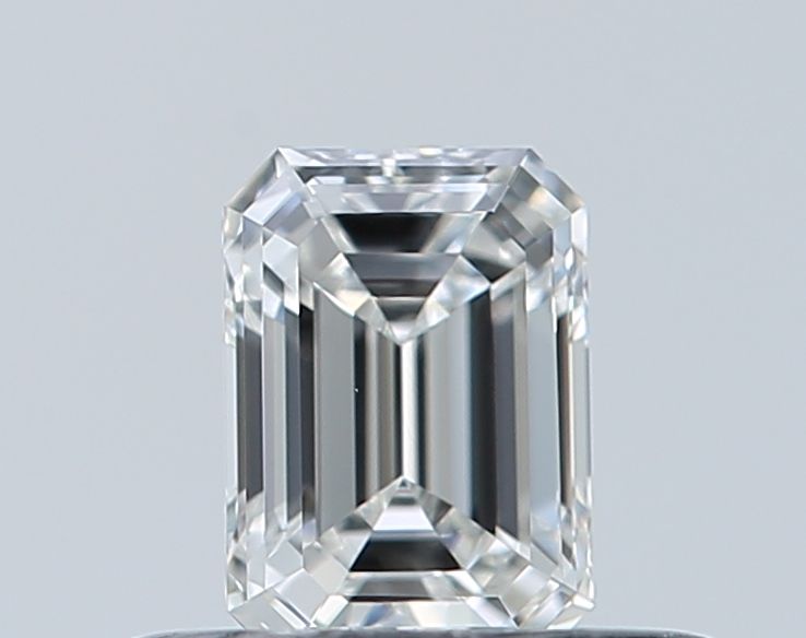 0.33 ct Emerald diamond