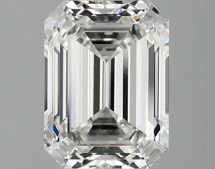 2.41 ct Emerald diamond
