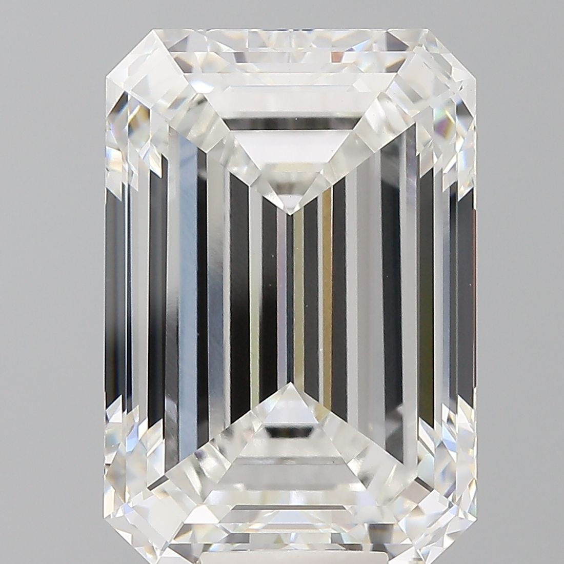 12.56 ct. emerald Lab Grown Diamond front image