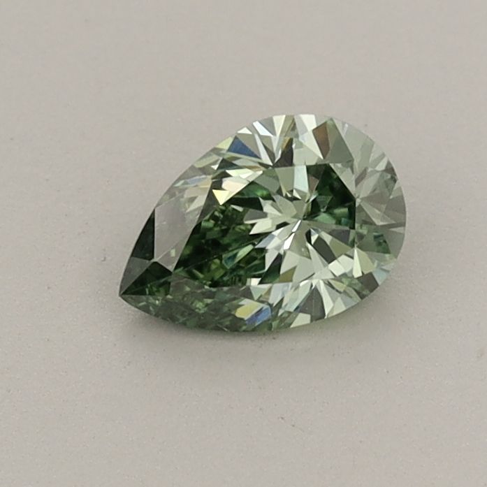 0.41 CT Fancy Vivid Green PEAR