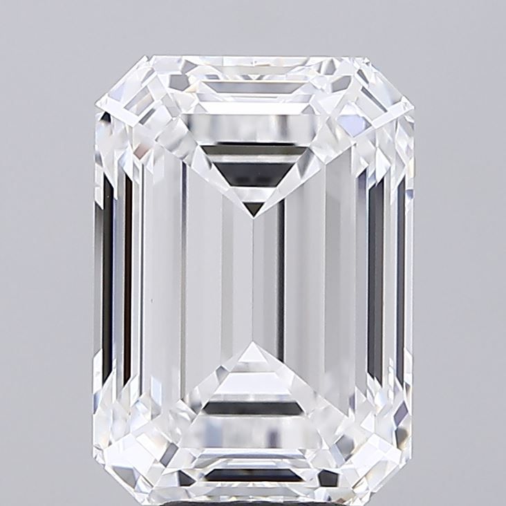 7.56 ct. emerald Lab Grown Diamond front image