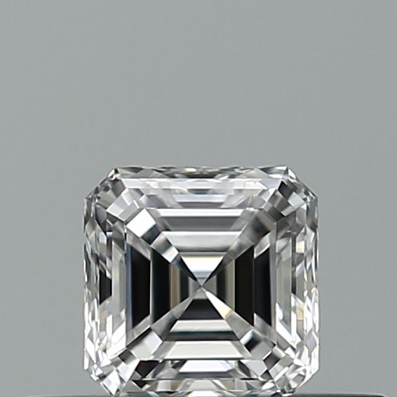 0.32 ct Square emerald Diamond