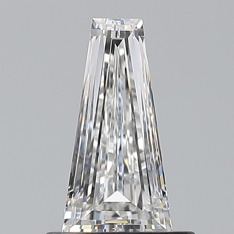 0.7 ct Tapered baguette Diamond