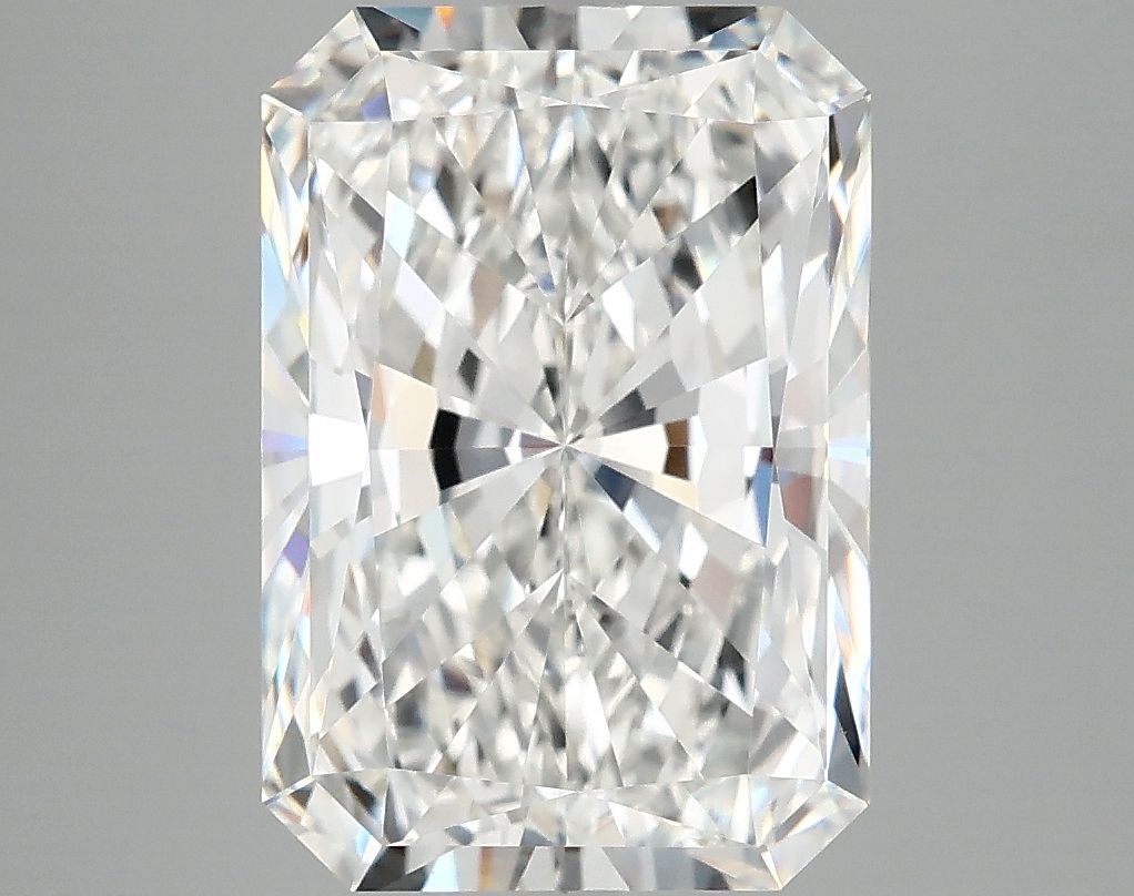 5.00 ct. radiant Lab Grown Diamond front image