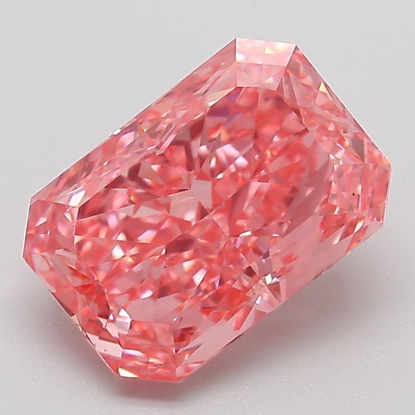 3.16 ct Radiant diamond
