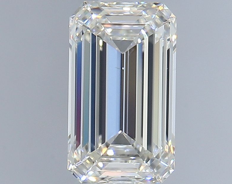 0.90 ct Emerald diamond