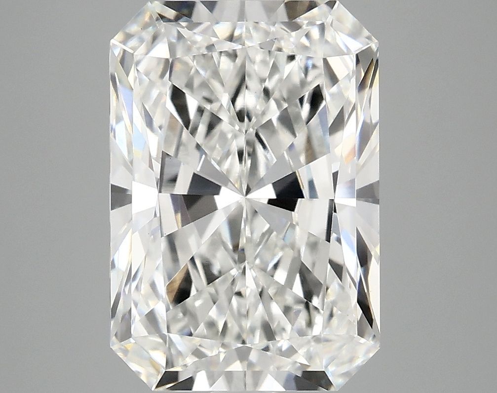 4.42 ct. radiant Lab Grown Diamond front image