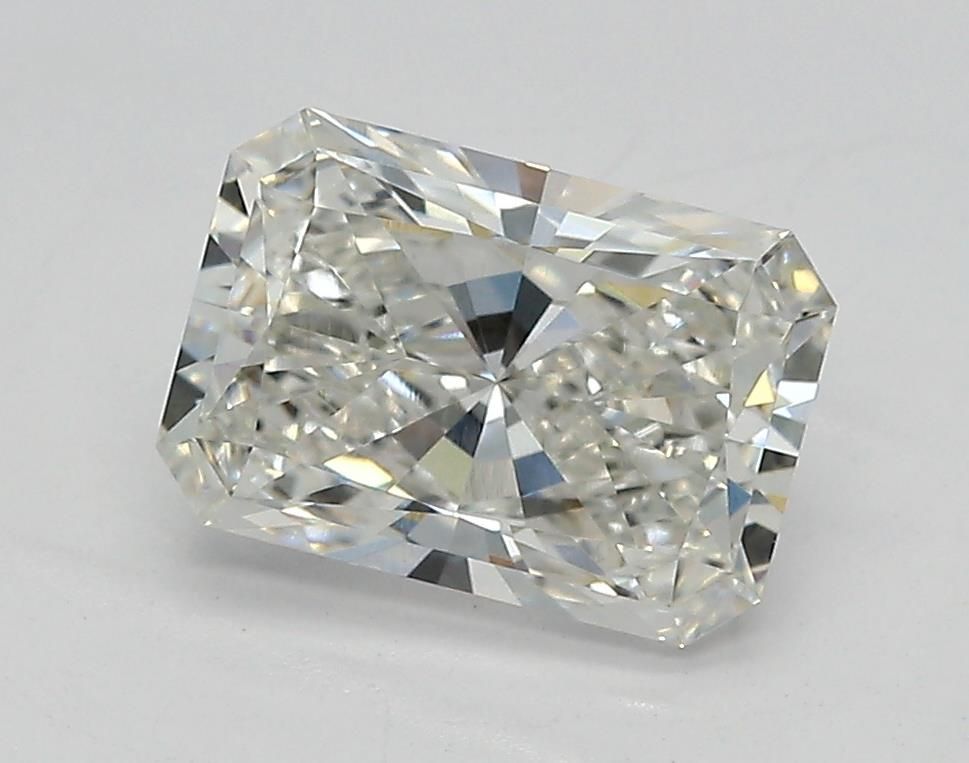 1.59 ct Radiant diamond