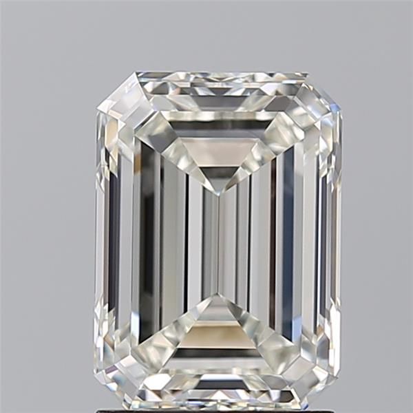 2.20 ct Emerald diamond