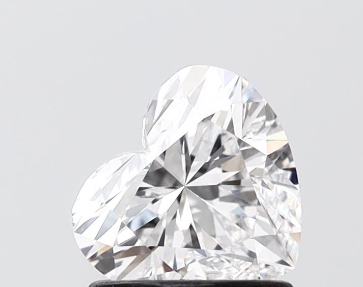 1.07 ct. heart Lab Grown Diamond front image
