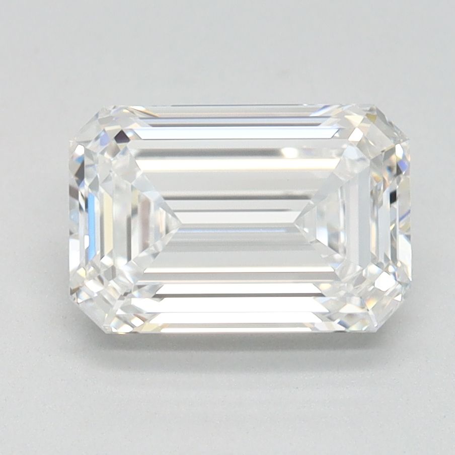1.52 ct. emerald Lab Grown Diamond front image