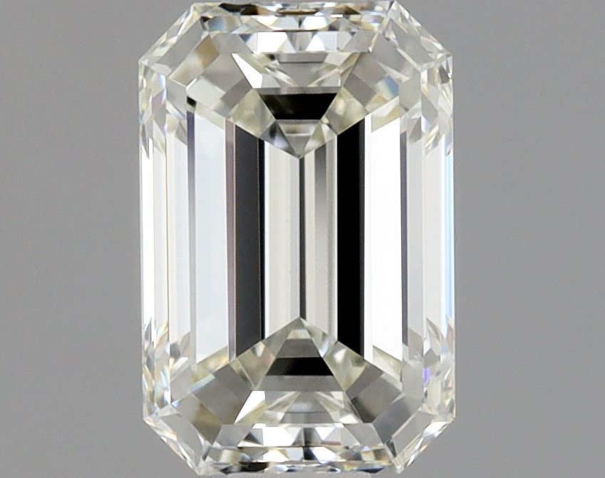 0.80 ct Emerald diamond
