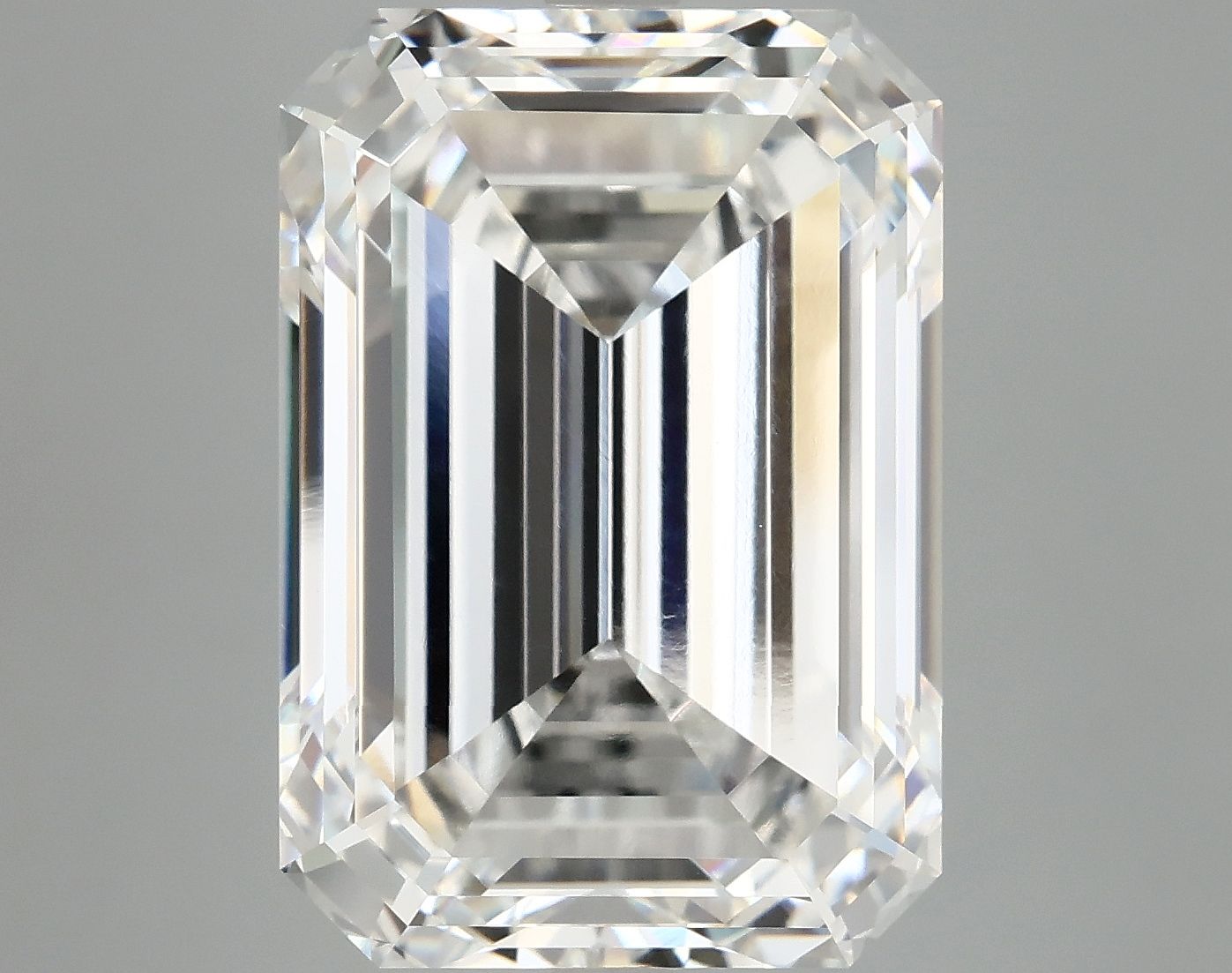 13.28 ct. emerald Lab Grown Diamond front image